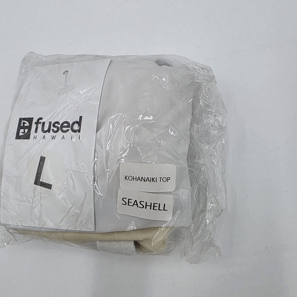 NWT Fused Hawaii Kohanaiki Top Bikini Swimsuit L “Seashell” Cream Ivory - Picture 2 of 4